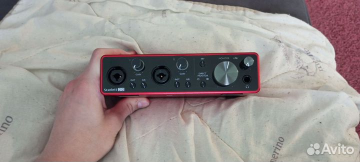 Focusrite scarlett 2i2 3rd gen