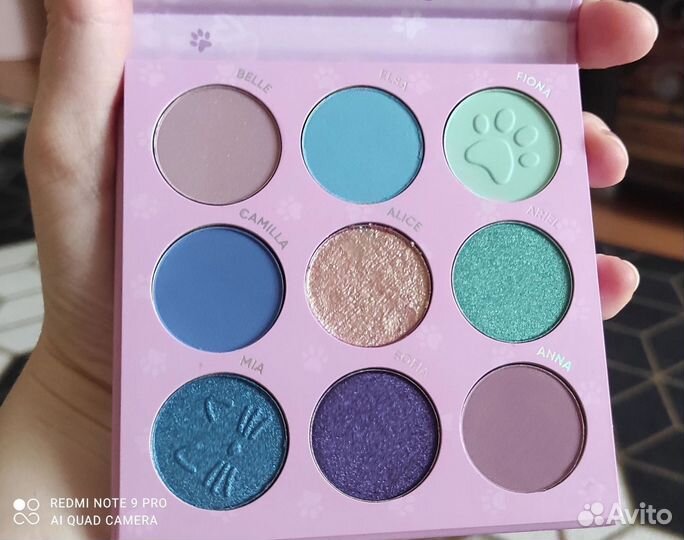 Палетка теней для мамы и дочки Glam Kitty