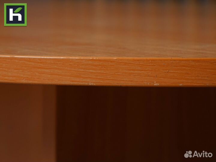 Стол для переговорной