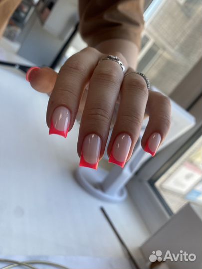 Мастер маникюра