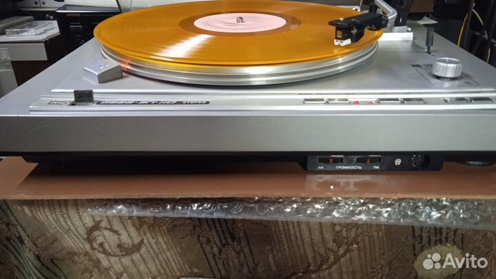 Проигрователь пластинок Вега эп-110 стерео