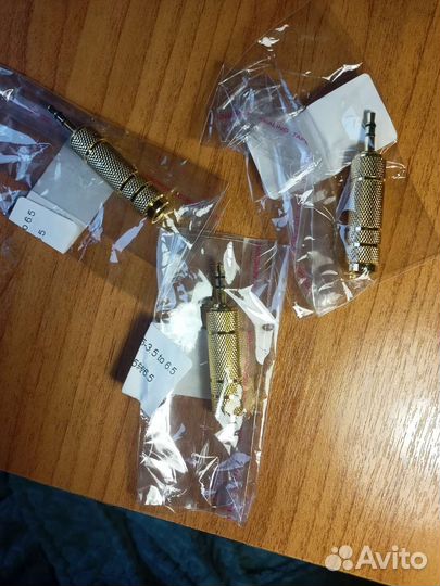 Переходник 3.5 мм (штекер) на 6.3 (гнездо)