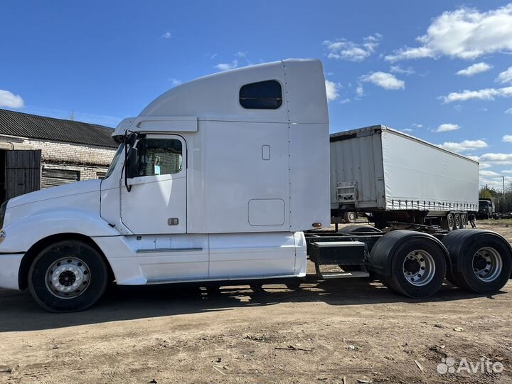 Freightliner Columbia, 2002