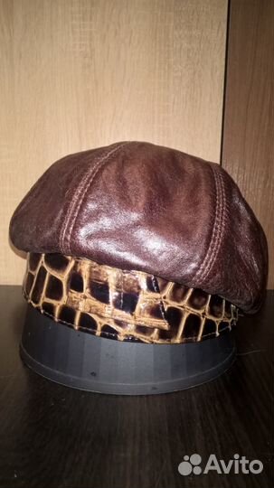 Кожаный берет
