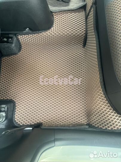 Модельные коврики EVA с Бортами для Nissan Note E1