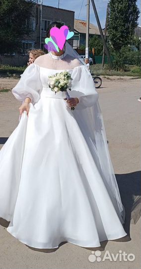 Свадебное платье 46 48 бу