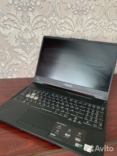 Продается ноутбук asus