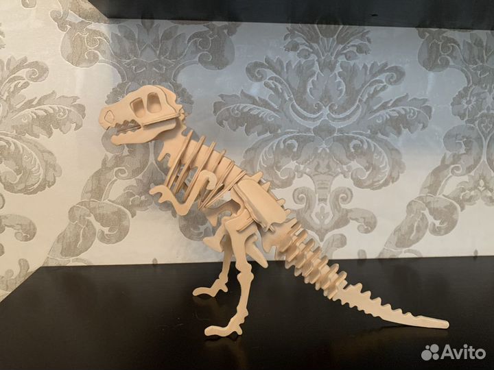 Сборная модель динозавр