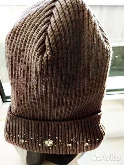 Шапка женская вязаная