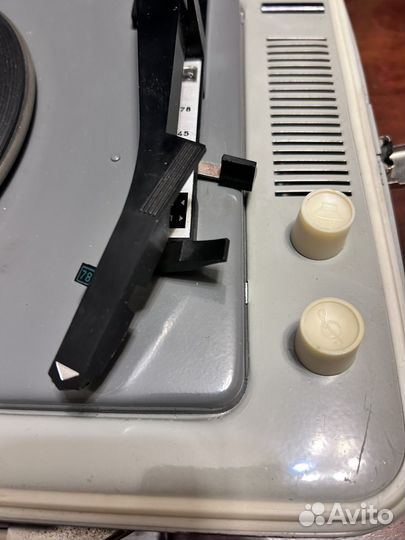 Электрофон Юность 301, ретро