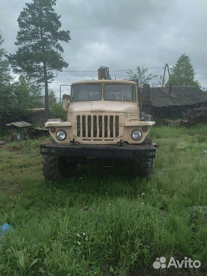 Урал 5557 с КМУ, 1989