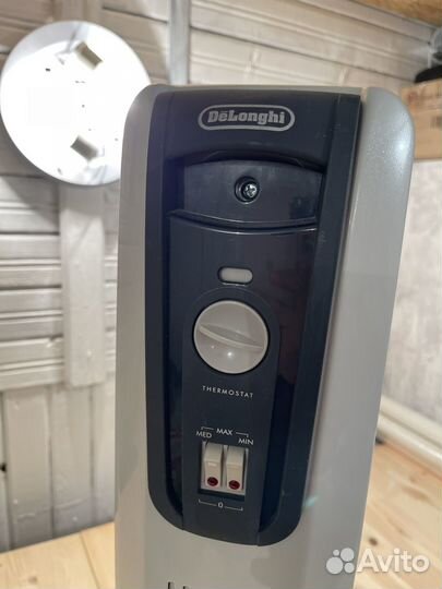 Масляный обогреватель delonghi