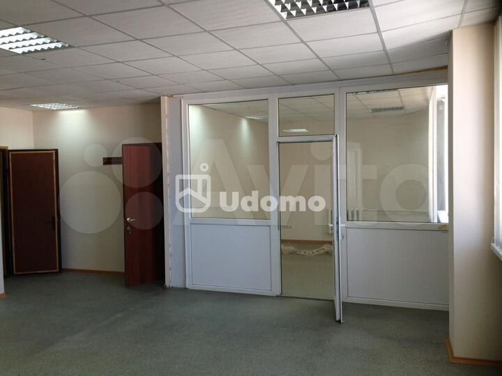 Офис 109 кв.м в бц Маяк