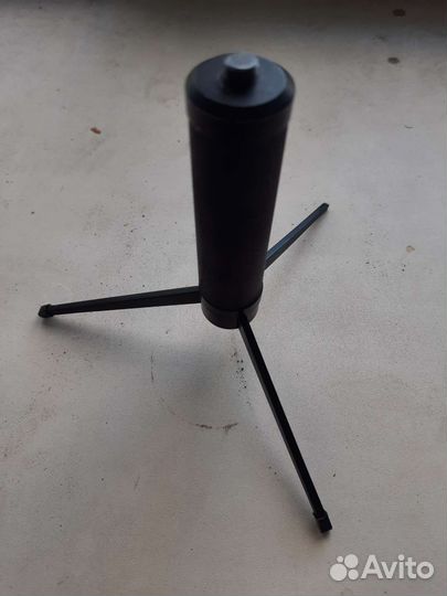 Штатив для фотоаппарата