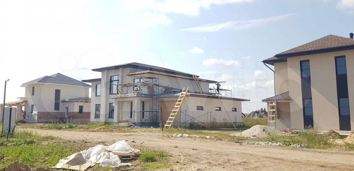 Дом 350 м² на участке 10 сот.