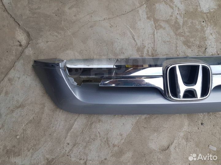 Решетка радиатора Honda Cr-V 3 2006-2012 71128SWA0