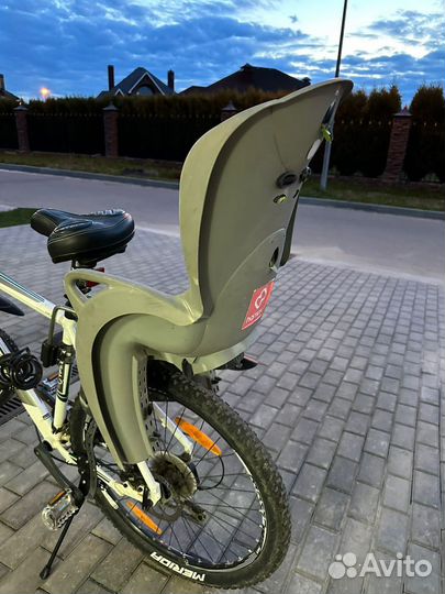 Детское кресло для велосипеда hamax