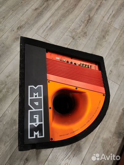 Активный сабвуфер