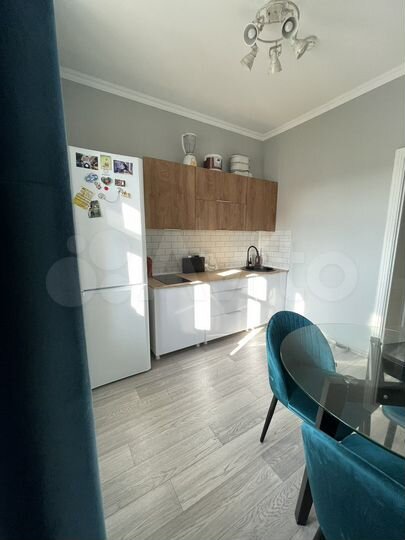 2-к. квартира, 55 м², 9/9 эт.