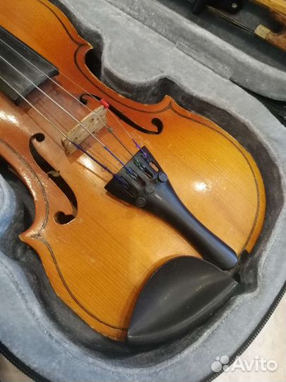Комплект скрипка, смычок, футляр 1/8
