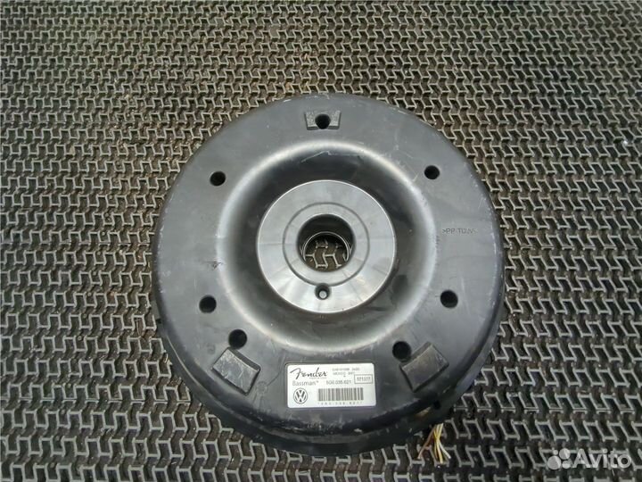 Сабвуфер Volkswagen Golf 7, 2017