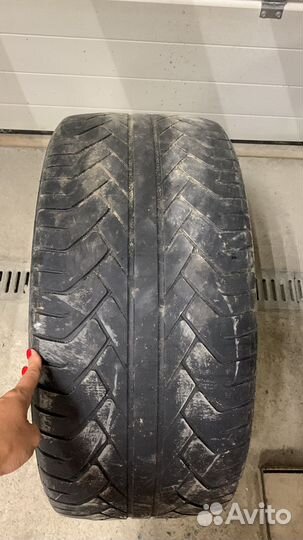 Yokohama Advan ST V802 295/45 R20 114W