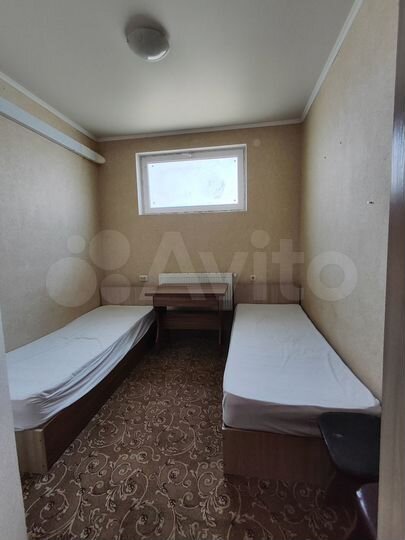 Комната 14 м² в 4-к., 1/1 эт.