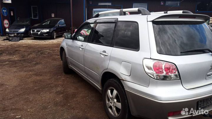Запчасти на Mitsubishi Outlander I