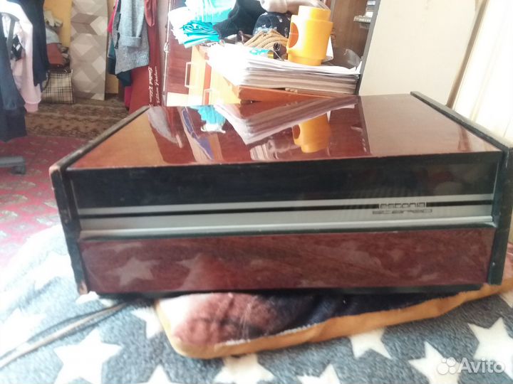 Эстония, проигрыватель винила