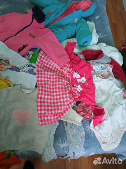 Вещи девочке до года