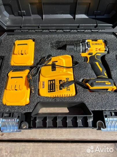 Шуруповерт dewalt бесщеточный ударный