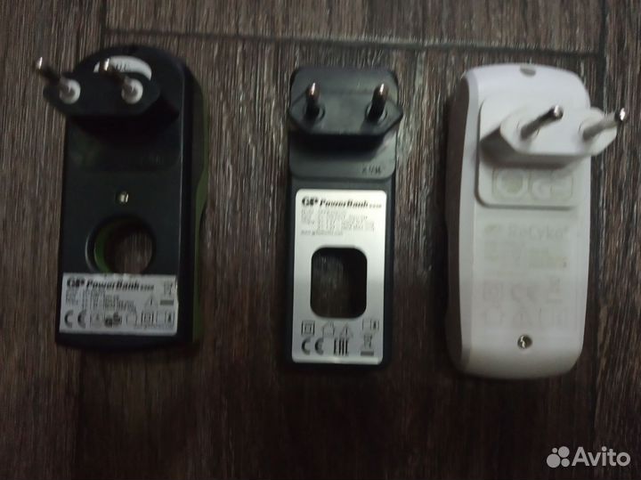 Зарядное устройство GP PowerBank и GP Recyko