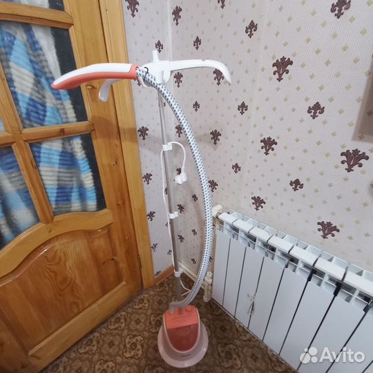 Отпариватель для одежды вертикальный