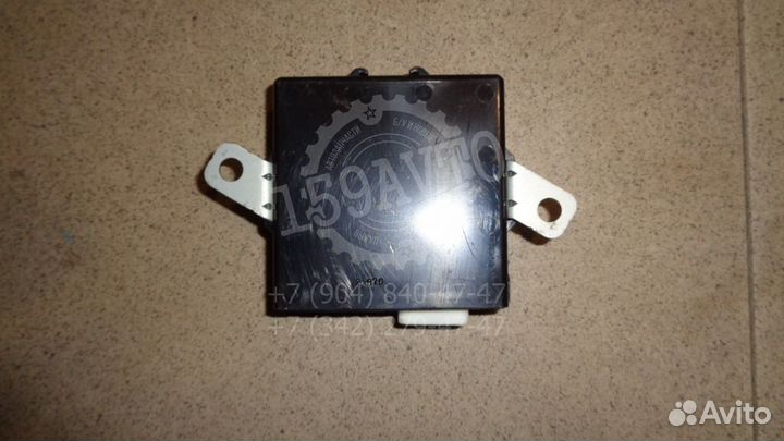 Блок электронный Lexus RX 300/330/350/400h (XU30)