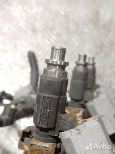 Форсунка двигателя Nissan Maxima a33