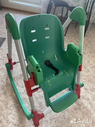 Стульчик для кормления и качели