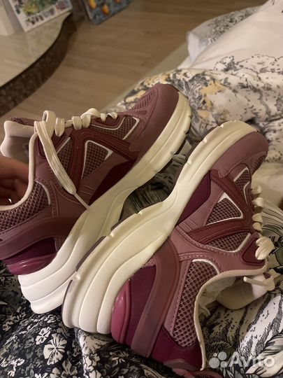 Кроссовки женские Zara 38