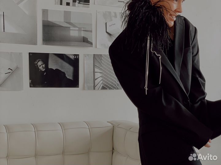 Серьга из перьев для фотосессии аренда