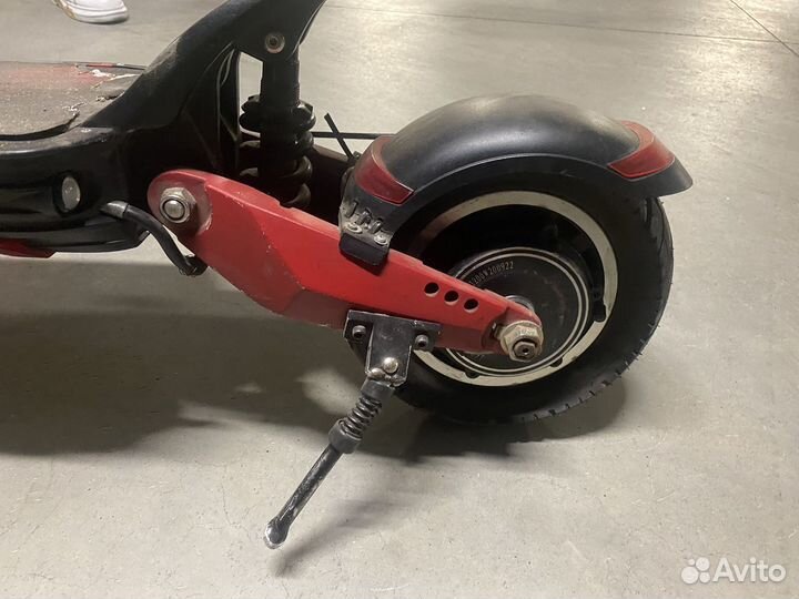 Самокат полноприводный Kugoo G1