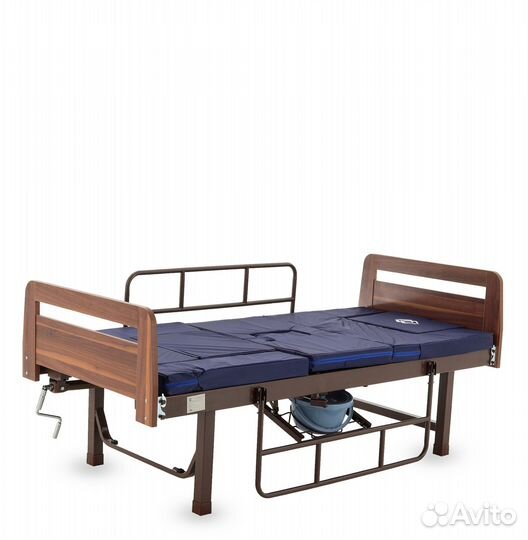 Медицинская кровать с матрасом