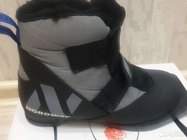 Ботинки лыжные детские