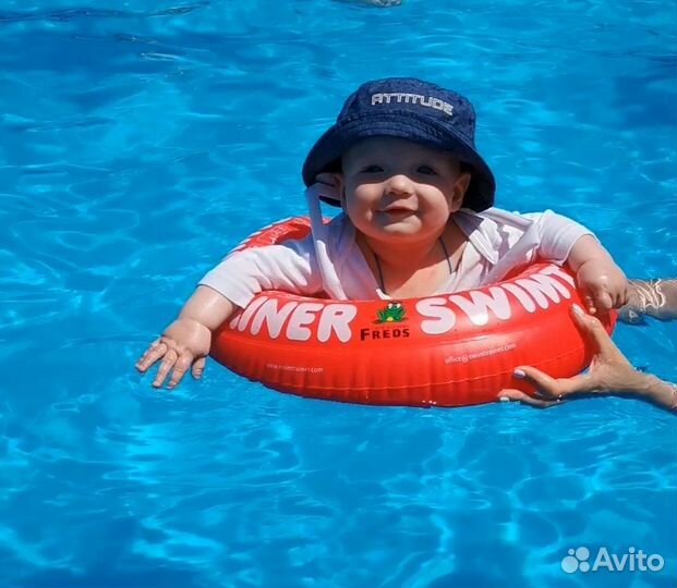 Надувной круг для обучения плаванию