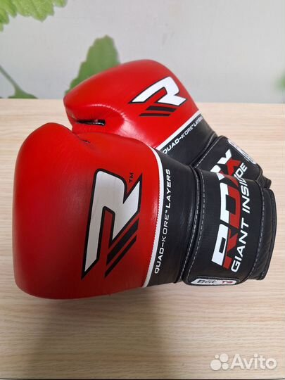 Боксерские перчатки RDX 14 oz