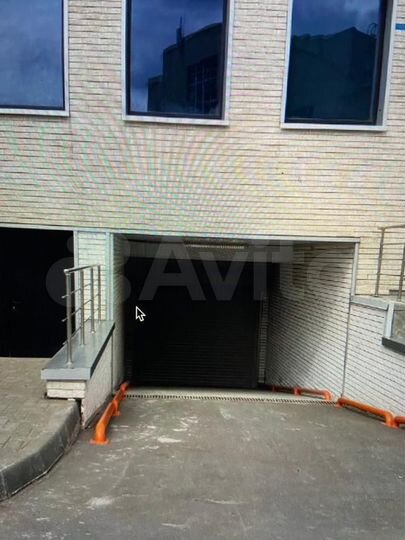 Машиноместо, 13 м²