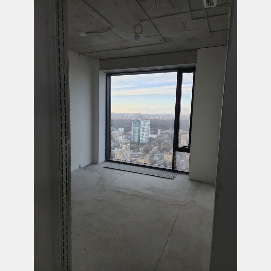 2-к. квартира, 65 м², 40/49 эт.