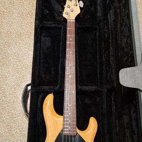 Music man stingray 5 (2013)