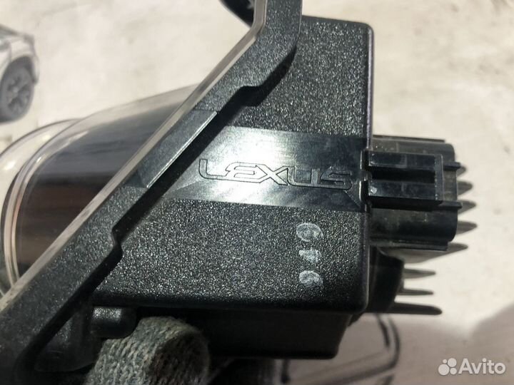 Птф правый Lexus Rx4