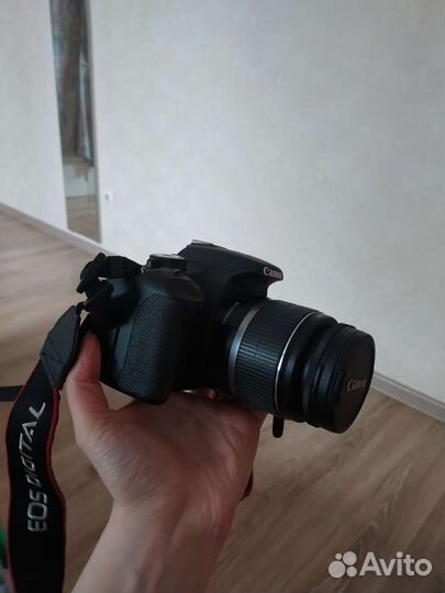 Зеркальный фотоаппарат canon 550d