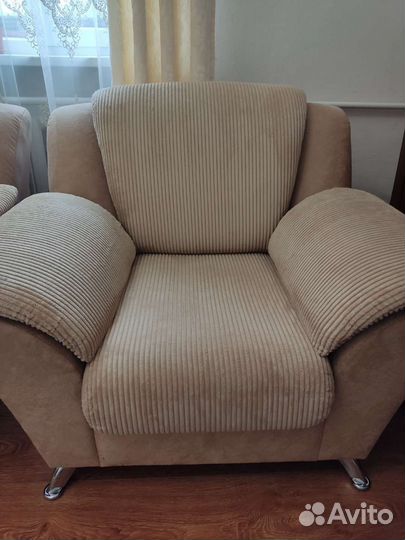 Диван и 2 кресла бу