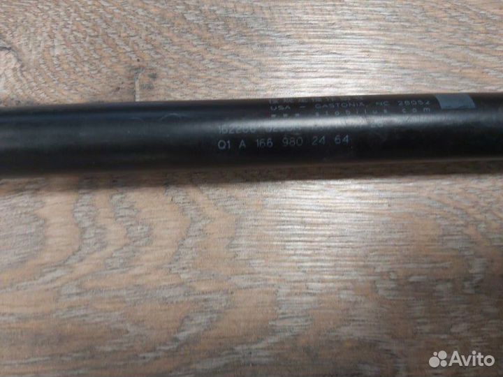 Амортизатор капота левый Mercedes Gl 500 4Matic